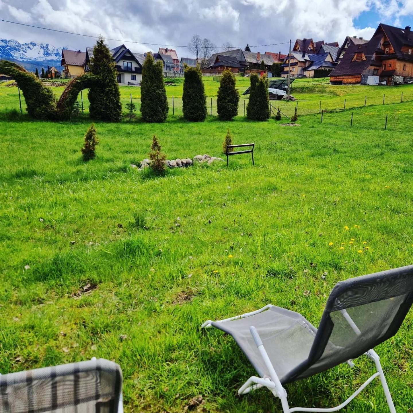Eco Domek Z Duzym Ogrodem I Widokiem Мужасихле Экстерьер фото